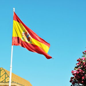 Spain granted residency to 8915 foreign investors on economic interest